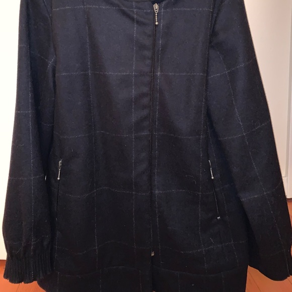 Jessica Trench Coat - Picture 2 of 3